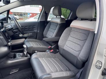 SPOTICAR Citroën C3 1.2 Puretech Shine Plus Euro 6 (s/s) 5dr Used Car - Hatchback Petrol Beige - Chorley - 1200556773_4