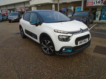 SPOTICAR Citroën C3 1.2 Puretech Shine Plus Euro 6 (s/s) 5dr Used Car - Hatchback Petrol White - Southampton - 1200558738_1