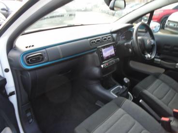 SPOTICAR Citroën C3 1.2 Puretech Shine Plus Euro 6 (s/s) 5dr Used Car - Hatchback Petrol White - Southampton - 1200558738_2