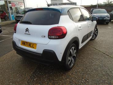 SPOTICAR Citroën C3 1.2 Puretech Shine Plus Euro 6 (s/s) 5dr Used Car - Hatchback Petrol White - Southampton - 1200558738_5