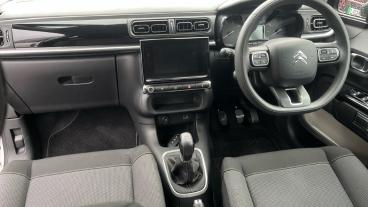 SPOTICAR Citroën C3 1.2 Puretech Plus Euro 6 (s/s) 5dr Used Car - Hatchback Petrol White - Wimbledon - 1200559070_4