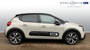 SPOTICAR Citroën C3 1.2 Puretech Shine Plus Eat6 Euro 6 (s/s) 5dr Used Car - Hatchback Petrol  - London - 1200562004_2