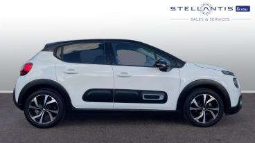 SPOTICAR Citroën C3 1.2 Puretech Elle Eat6 Euro 6 (s/s) 5dr Used Car - Hatchback Petrol White - Hatfield - 1200562422_2