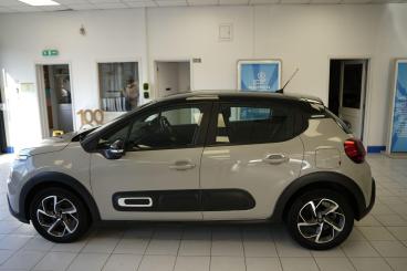 SPOTICAR Citroën C3 1.2 Puretech Shine Eat6 Euro 6 (s/s) 5dr Used Car - Hatchback Petrol Beige - Newport - 1200562635_4