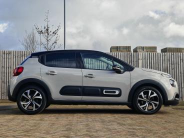 SPOTICAR Citroën C3 1.2 Puretech Shine Plus Eat6 Euro 6 (s/s) 5dr Used Car - Hatchback Petrol Beige - Maidstone - 1200563699_1