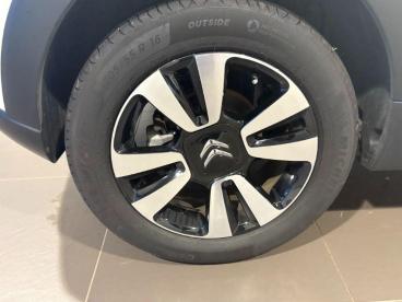 SPOTICAR Citroën C3 1.2 Puretech Plus Eat6 Euro 6 (s/s) 5dr Used Car - Hatchback Petrol White - Ashington - 1200564127_4