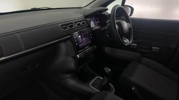 SPOTICAR Citroën C3 1.2 Puretech C-series Edition Euro 6 (s/s) 5dr Used Car - Hatchback Petrol Red - Coventry - 1200565029_2