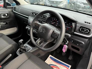 SPOTICAR Citroën C3 1.2 Puretech C-series Edition Euro 6 (s/s) 5dr Used Car - Hatchback Petrol Beige - Eglinton - 1200566133_2