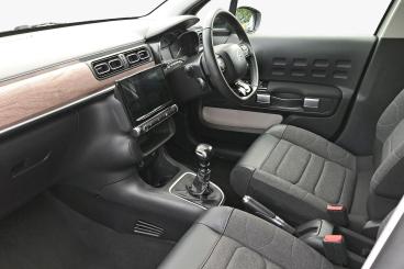 SPOTICAR Citroën C3 1.2 Puretech Shine Plus Euro 6 (s/s) 5dr Used Car - Hatchback Petrol Beige - Telford - 1200569057_2