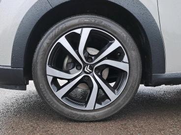 SPOTICAR Citroën C3 1.2 Puretech Shine Plus Euro 6 (s/s) 5dr Used Car - Hatchback Petrol Beige - Telford - 1200569057_5