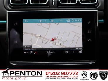 SPOTICAR Citroën C3 1.2 Puretech Shine Plus Eat6 Euro 6 (s/s) 5dr Used Car - Hatchback Petrol Blue - Christchurch - 1200570873_2