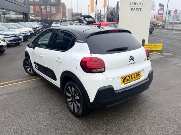 SPOTICAR Citroën C3 1.2 Puretech Plus Eat6 Euro 6 (s/s) 5dr Used Car - Hatchback Petrol White - Wakefield - 1200573323_3