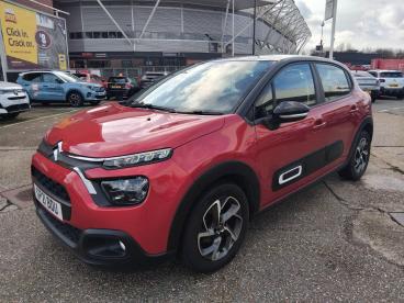 SPOTICAR Citroën C3 1.2 Puretech Shine Euro 6 (s/s) 5dr Used Car - Hatchback Petrol Red - Southampton - 1200578262_3