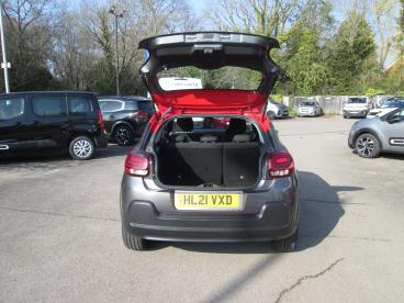 SPOTICAR Citroën C3 1.2 Puretech Shine Euro 6 (s/s) 5dr Used Car - Hatchback Petrol Grey - Wokingham - 1200578421_5