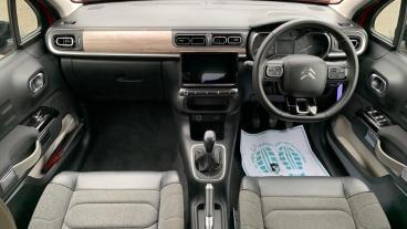 SPOTICAR Citroën C3 1.2 Puretech Shine Plus Euro 6 (s/s) 5dr Used Car - Hatchback Petrol Red - Walton On Thames - 1200578552_4