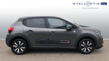 SPOTICAR Citroën C3 1.2 Puretech C-series Edition Euro 6 (s/s) 5dr Used Car - Hatchback Petrol Red - Sale - 1200579964_2