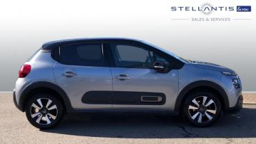 SPOTICAR Citroën C3 1.2 Puretech C-series Edition Euro 6 (s/s) 5dr Used Car - Hatchback Petrol Red - Sale - 1200580668_2