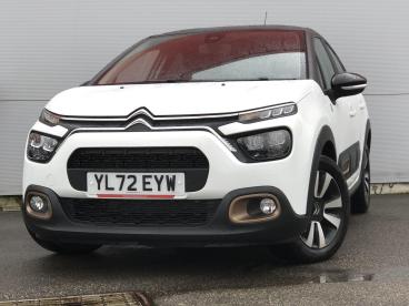 SPOTICAR Citroën C3 1.2 Puretech C-series Edition Eat6 Euro 6 (s/s) 5d Used Car - Hatchback Petrol White - Keighley - 1200581693_3