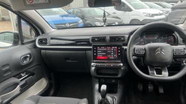 SPOTICAR Citroën C3 1.2 Puretech Sense Euro 6 (s/s) 5dr Used Car - Hatchback Petrol White - Romford - 1200583887_4