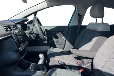 SPOTICAR Citroën C3 1.2 Puretech Shine Plus Euro 6 (s/s) 5dr Used Car - Hatchback Petrol Blue - Peterborough - 1200584124_2