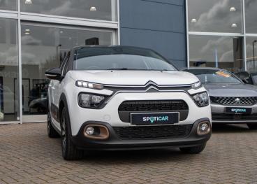 SPOTICAR Citroën C3 1.2 Puretech C-series Edition Euro 6 (s/s) 5dr Used Car - Hatchback Petrol White - Aldershot - 1200585014_1