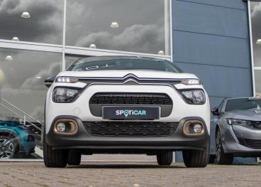 SPOTICAR Citroën C3 1.2 Puretech C-series Edition Euro 6 (s/s) 5dr Used Car - Hatchback Petrol White - Aldershot - 1200585014_4