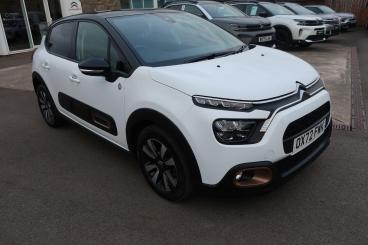 SPOTICAR Citroën C3 1.2 Puretech C-series Edition Eat6 Euro 6 (s/s) 5d Used Car - Hatchback Petrol White - Near Chipping Sodbury - 1200585032_1