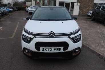SPOTICAR Citroën C3 1.2 Puretech C-series Edition Eat6 Euro 6 (s/s) 5d Used Car - Hatchback Petrol White - Near Chipping Sodbury - 1200585032_2