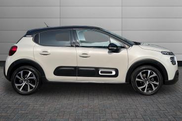 SPOTICAR Citroën C3 1.2 Puretech Shine Plus Euro 6 (s/s) 5dr Used Car - Hatchback Petrol  - Peterborough - 1200588205_5