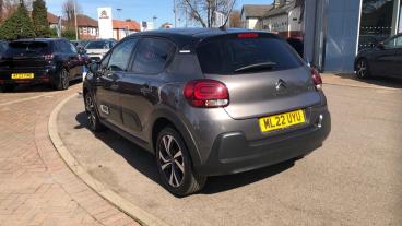 SPOTICAR Citroën C3 1.2 Puretech Shine Plus Euro 6 (s/s) 5dr Used Car - Hatchback Petrol Red - Sale - 1200591130_5