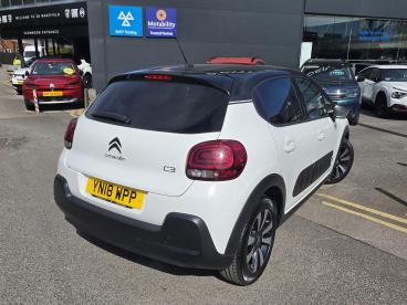SPOTICAR Citroën C3 1.2 Puretech Flair Eat6 Euro 6 (s/s) 5dr Used Car - Hatchback Petrol White - Wakefield - 1200591921_4