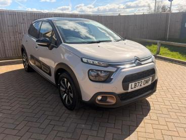 SPOTICAR Citroën C3 1.2 Puretech C-series Edition Euro 6 (s/s) 5dr Used Car - Hatchback Petrol Beige - Hastings - 1200592732_1