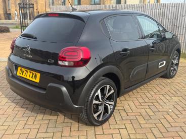 SPOTICAR Citroën C3 1.2 Puretech Shine Plus Euro 6 (s/s) 5dr Used Car - Hatchback Petrol Black - Hastings - 1200594600_4