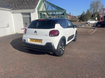 SPOTICAR Citroën C3 1.2 Puretech C-series Edition Euro 6 (s/s) 5dr Used Car - Hatchback Petrol White - Craigavon - 1200596525_4