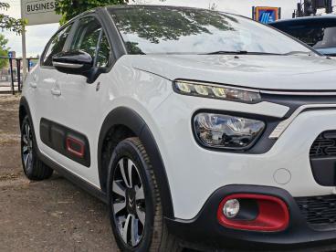 SPOTICAR Citroën C3 1.2 Puretech C-series Euro 6 (s/s) 5dr Used Car - Hatchback Petrol White - Dartford - 1200597145_4