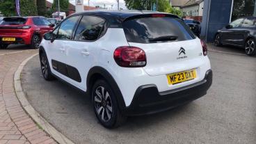 SPOTICAR Citroën C3 1.2 Puretech C-series Edition Euro 6 (s/s) 5dr Used Car - Hatchback Petrol White - Sale - 1200599368_5