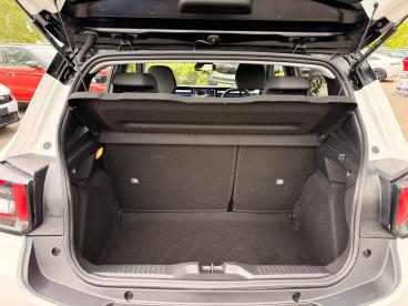 SPOTICAR Citroën C3 1.2 Turbo Plus Euro 6 (s/s) 5dr Used Car - Hatchback Petrol White - Trowbridge - 1200600033_4