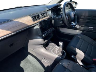 SPOTICAR Citroën C3 1.2 Puretech Shine Plus Euro 6 (s/s) 5dr Used Car - Hatchback Petrol Grey - Ashington - 1200603747_3