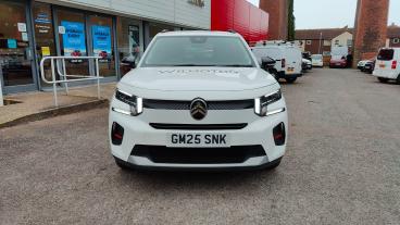 SPOTICAR Citroën C3 1.2 Turbo Plus Euro 6 (s/s) 5dr Used Car - Hatchback Petrol White - Folkestone - 1200603828_2
