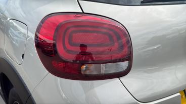 SPOTICAR Citroën C3 1.2 Puretech C-series Edition Euro 6 (s/s) 5dr Used Car - Hatchback Petrol  - Redditch - 1200604122_5