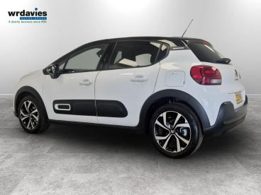 SPOTICAR Citroën C3 1.2 Puretech Shine Plus Euro 6 (s/s) 5dr Used Car - Hatchback Petrol White - Stafford - 1200608623_5