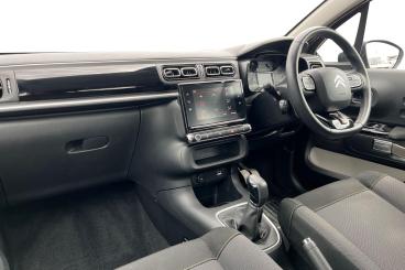 SPOTICAR Citroën C3 1.2 Puretech Flair Euro 6 (s/s) 5dr Used Car - Hatchback Petrol Grey - Basildon - 1200608840_2