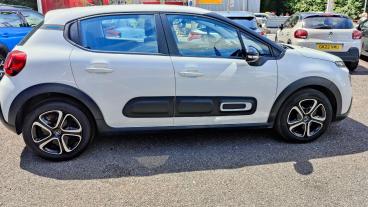 SPOTICAR Citroën C3 1.2 Puretech Sense Euro 6 (s/s) 5dr Used Car - Hatchback Petrol White - Folkestone - 1200609590_3
