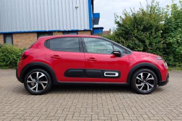 SPOTICAR Citroën C3 1.2 Puretech Shine Plus Euro 6 (s/s) 5dr Used Car - Hatchback Petrol Red - Fareham - 1200610793_2