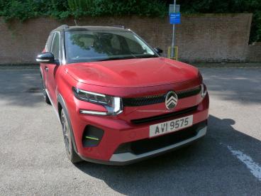 SPOTICAR Citroën C3 1.2 Turbo Plus Euro 6 (s/s) 5dr Used Car - Hatchback Petrol Red - Uckfield - 1200613691_2