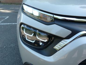SPOTICAR Citroën C3 1.2 Puretech C-series Edition Euro 6 (s/s) 5dr Used Car - Hatchback Petrol Beige - Uckfield - 1200613984_4