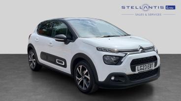 SPOTICAR Citroën C3 1.2 Puretech Shine Plus Euro 6 (s/s) 5dr Used Car - Hatchback Petrol White - Walton On Thames - 1200615112_1