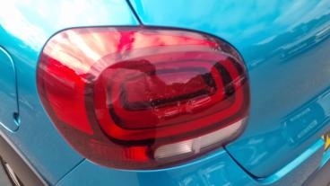 SPOTICAR Citroën C3 1.2 Puretech Shine Plus Eat6 Euro 6 (s/s) 5dr Used Car - Hatchback Petrol Blue - Romford - 1200617295_5