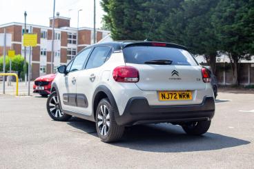 SPOTICAR Citroën C3 1.2 Puretech C-series Edition Euro 6 (s/s) 5dr Used Car - Hatchback Petrol Beige - Hinckley - 1200617713_3