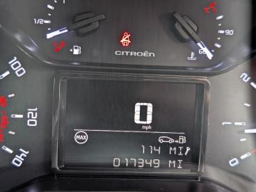 SPOTICAR Citroën C3 1.2 Puretech C-series Edition Euro 6 (s/s) 5dr Used Car - Hatchback Petrol White - County Antrim - 1200619351_3